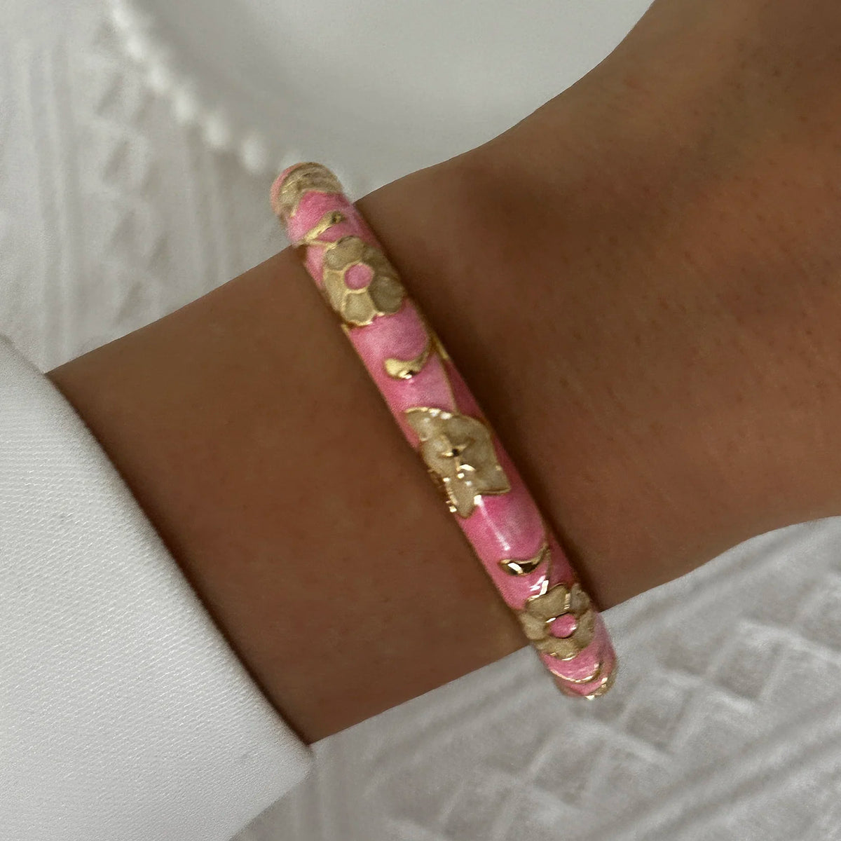 Bracelet Jonc Trèfle à Quatre Feuilles – Émail Coloré & Zircons | Porte-Bonheur