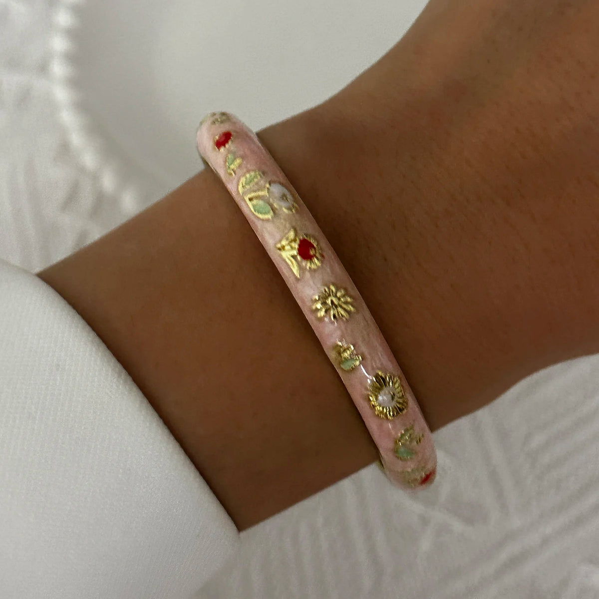 Bracelet Jonc Trèfle à Quatre Feuilles – Émail Coloré & Zircons | Porte-Bonheur