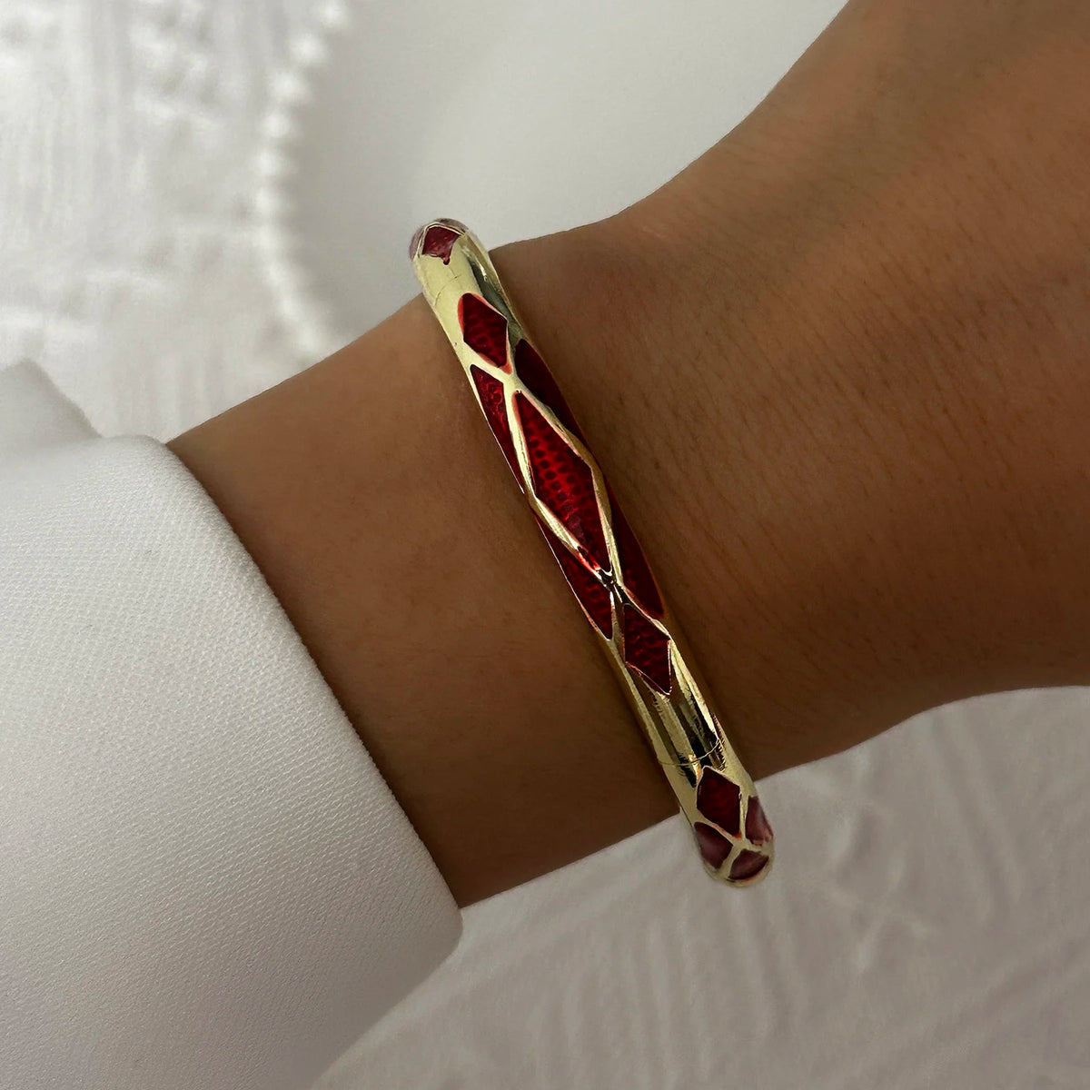Bracelet Jonc Trèfle à Quatre Feuilles – Émail Coloré & Zircons | Porte-Bonheur