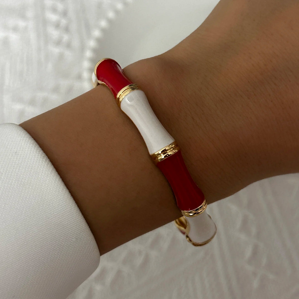 Bracelet Jonc Trèfle à Quatre Feuilles – Émail Coloré & Zircons | Porte-Bonheur