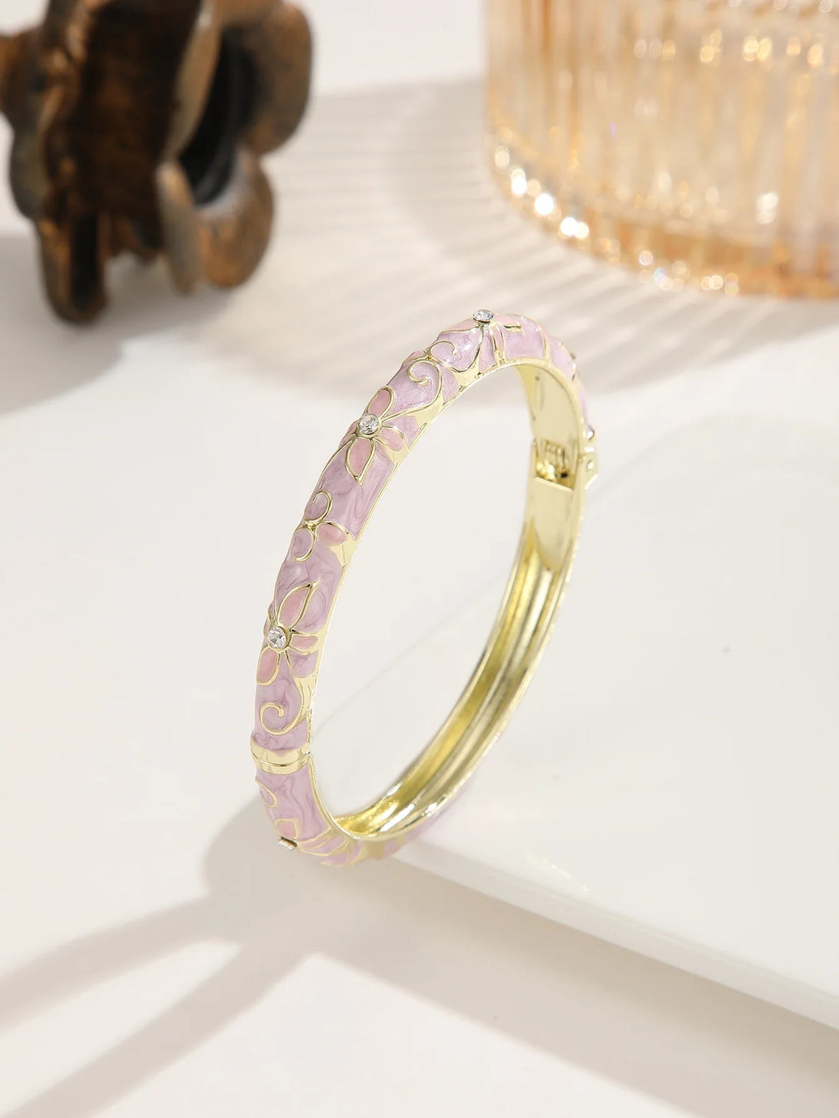 Bracelet Jonc Trèfle à Quatre Feuilles – Émail Coloré & Zircons | Porte-Bonheur Doré
